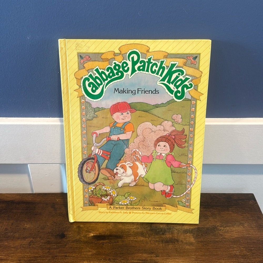 Vintage Cabbage Patch Kids Book Hardcover story by Kathleen N. Daly